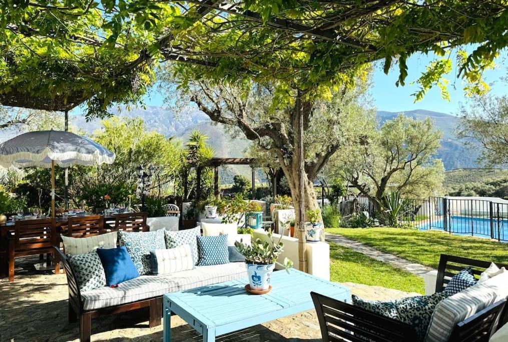 Villa Almond Hill House Orgiva Exterior foto